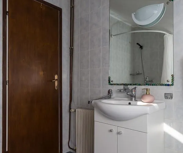 Bruana 5 *