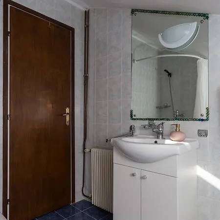 Bruana 5 *