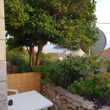 Bruana 5 Ντουμπρόβνικ